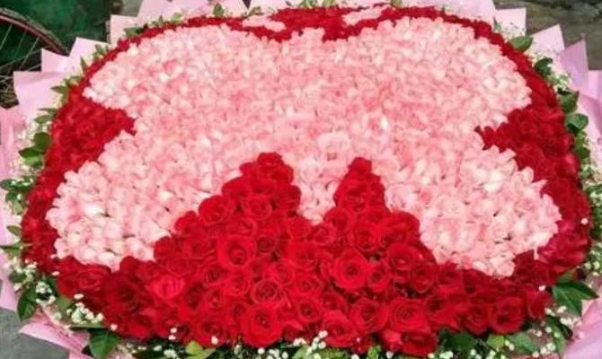 大连市花——月季花的花语与寓意（探索大连市花的象征意义，了解月季花的美丽与独特性）