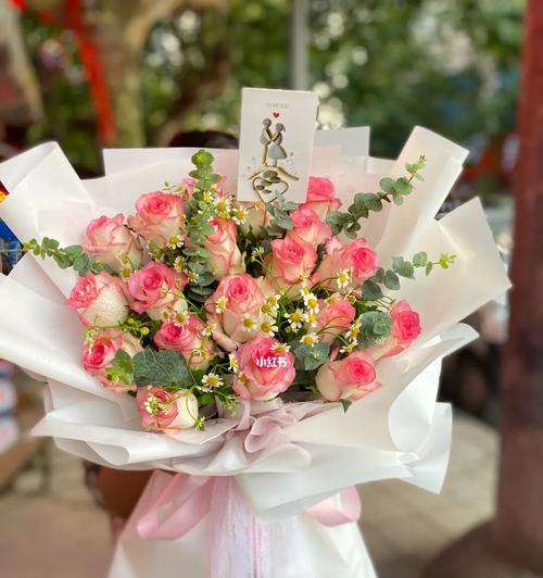爱莎玫瑰花语和寓意（探索爱莎玫瑰花的深层含义和象征意义）