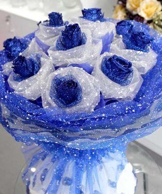 11朵蓝色妖姬代表什么意思？蓝色妖姬花语有哪些含义？