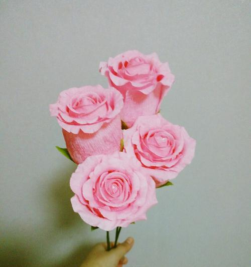皱纹纸学做玫瑰花
