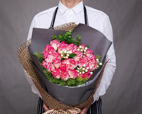 技师送玫瑰花好吗？女生应该选择送什么花？