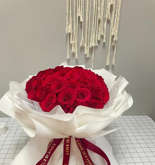 52朵玫瑰花代表什么？如何用玫瑰花表达爱意？