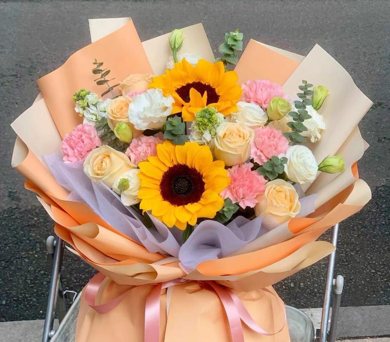 烤鸡花束的花语和寓意是什么？这种创意花束有何深意？