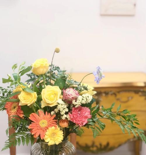 花艺中玫瑰花代表了哪些情感？