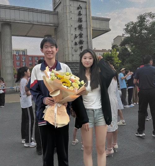 高考期间送什么花给弟弟最合适？