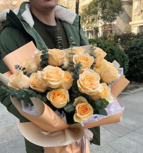 香槟玫瑰的花语有哪些？